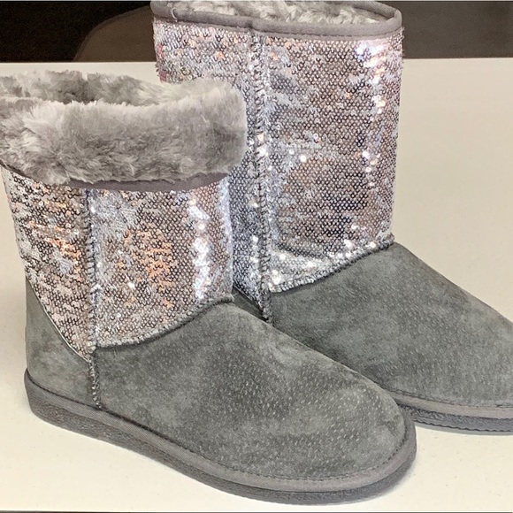 APRES(LAMO) GRAY SUEDE & FUR SHORT BOOT W/SEQUINS - Picture 6 of 8